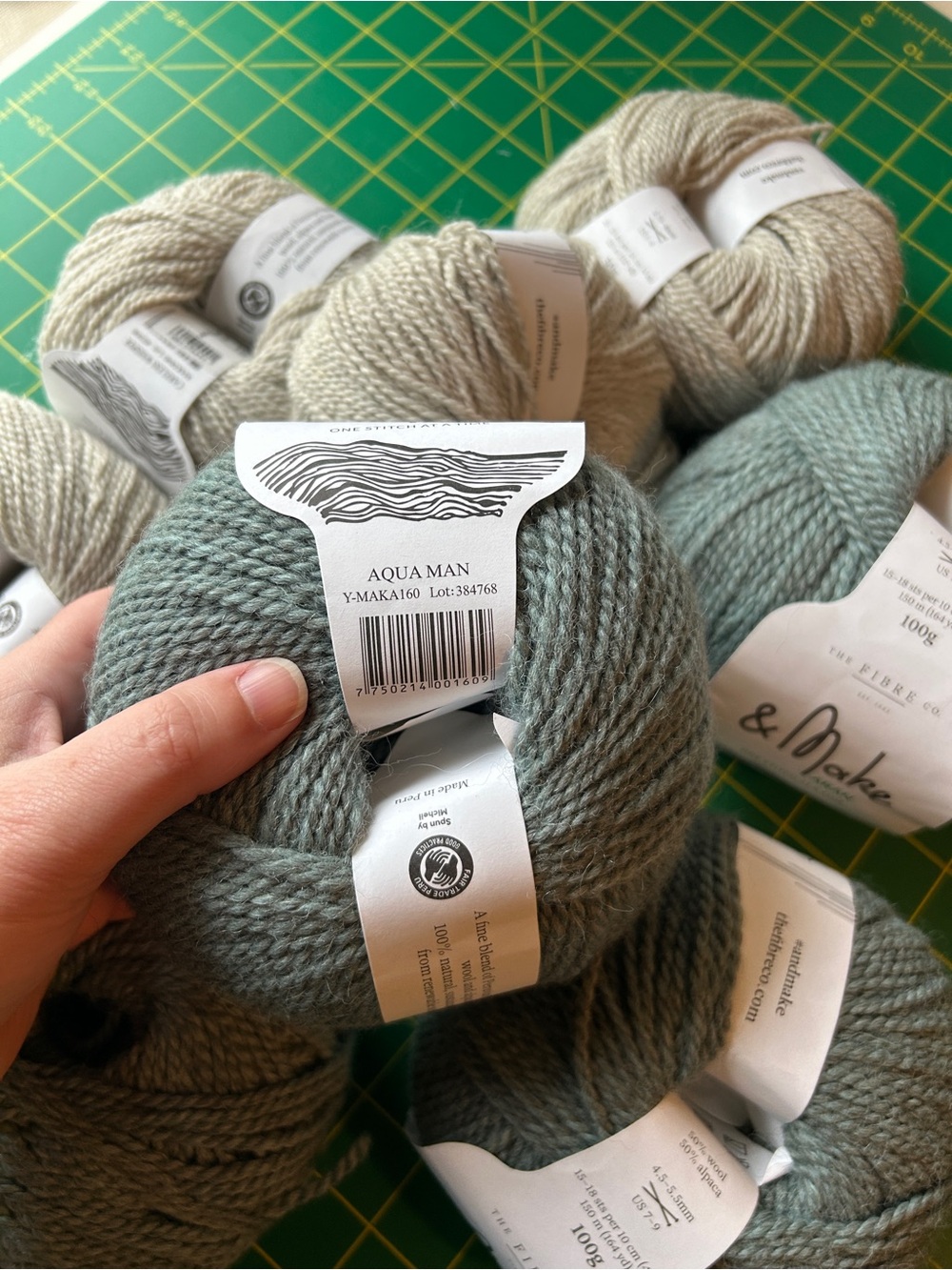 YARN DESTASH / &Make Bundle - Picture 3 of 7